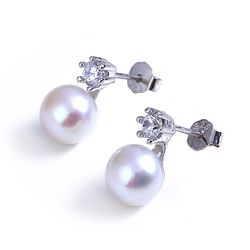 慕珠宝 “星点”珍珠耳钉